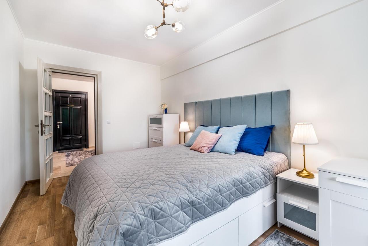 Dreamgarden Airport Apartment & Secure Parking & Airport Shuttle Iasi Exteriér fotografie
