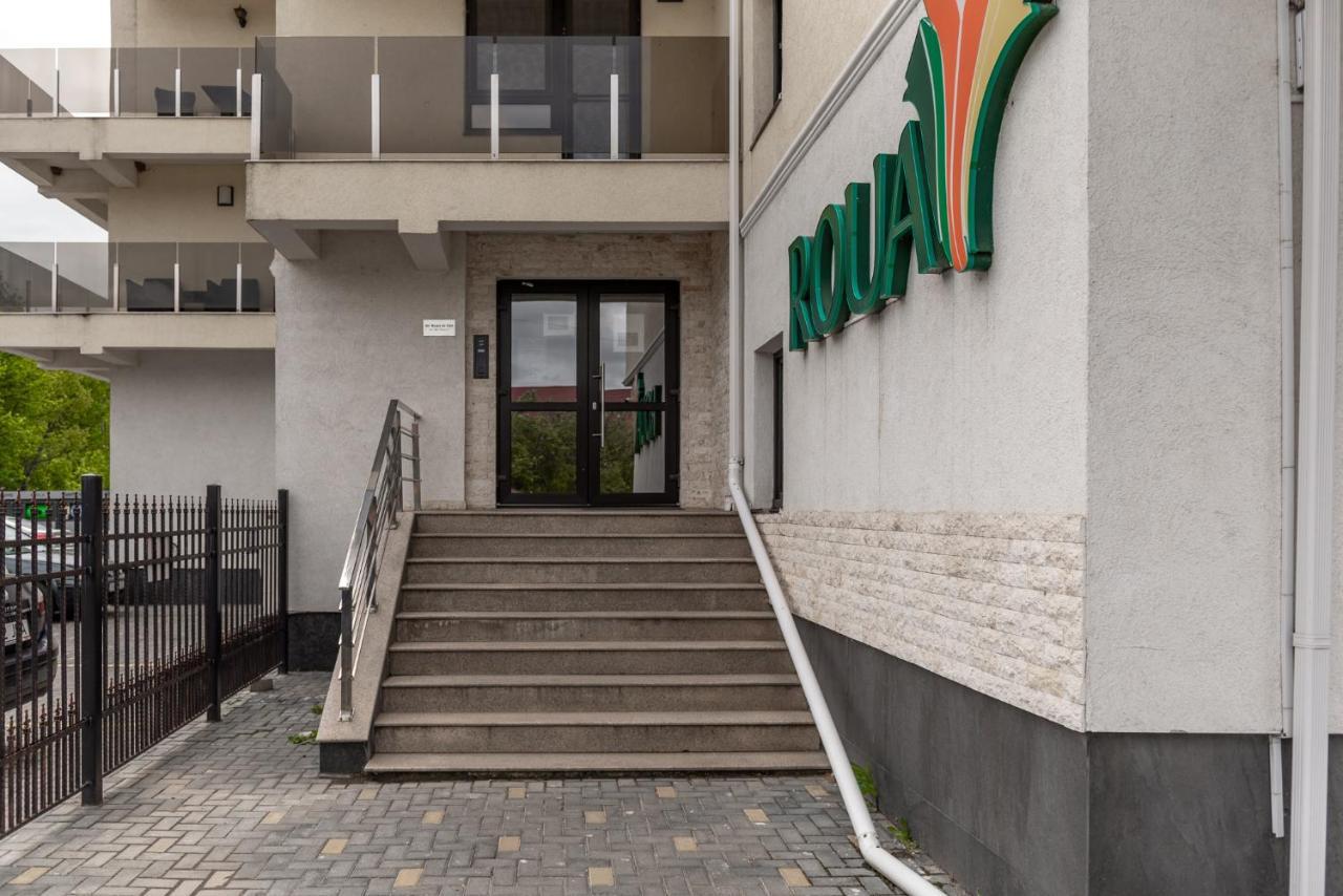 Dreamgarden Airport Apartment & Secure Parking & Airport Shuttle Iasi Exteriér fotografie